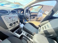 USED 2009 59 FORD FOCUS 1.6 Zetec Hatchback 5dr Petrol Manual (161 g/km, 99 bhp) Great Value 5 door petrol hatchback