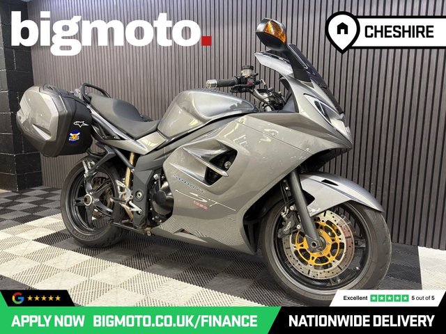 View our TRIUMPH SPRINT ST 1050