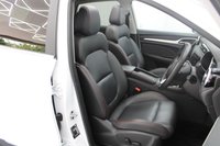 USED 2023 23 MG MG ZS 72.6kWh Trophy Long Range SUV 5dr Electric Auto (156 ps) 12 MONTH MOT / 1 OWNER