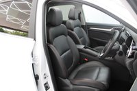 USED 2023 23 MG MG ZS 72.6kWh Trophy Long Range SUV 5dr Electric Auto (156 ps) 12 MONTH MOT / 1 OWNER