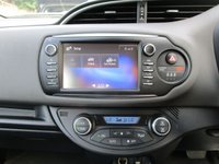 USED 2019 19 TOYOTA YARIS 1.5 VVT-h Icon Tech Hatchback 5dr Petrol Hybrid E-CVT Euro 6 (s/s) (100 ps) 