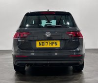 USED 2017 17 VOLKSWAGEN TIGUAN 2.0 TDI BlueMotion Tech SE Navigation SUV 5dr Diesel Manual Euro 6 (s/s) (150 ps) 2.0 TDI Bluemotion Tech SE Navigation SUV Euro 6