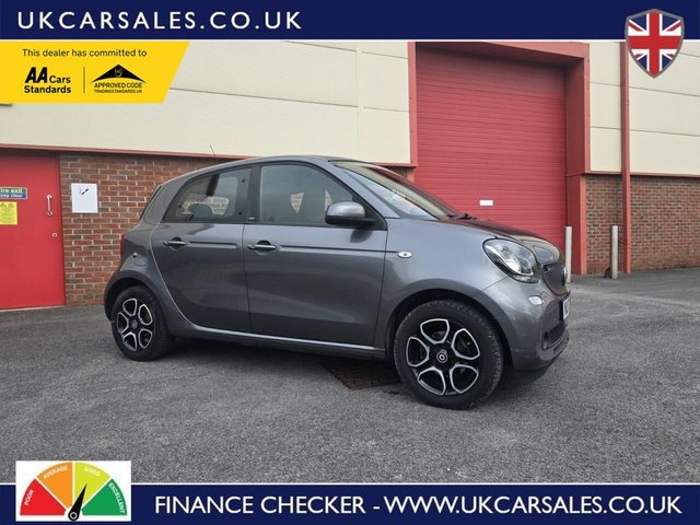 View our Smart Forfour 1.0 Prime Night Sky (Premium) Hatchback 5dr Petrol Twinamic Euro 6 (s/s) (71 ps)