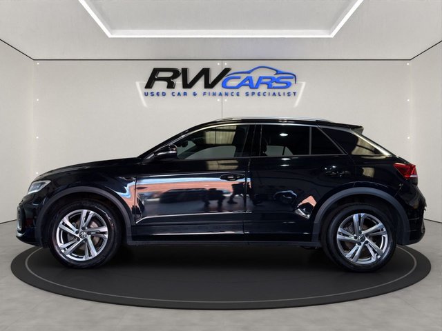 View our VOLKSWAGEN T-ROC