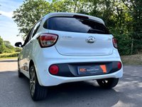 USED 2017 17 HYUNDAI I10 1.2 Premium SE Hatchback 5dr Petrol Manual Euro 6 (87 ps) 1 KEEPER/FULL HISTORY/2 KEYS