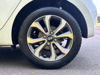 USED 2017 17 HYUNDAI I10 1.2 Premium SE Hatchback 5dr Petrol Manual Euro 6 (87 ps) 1 KEEPER/FULL HISTORY/2 KEYS