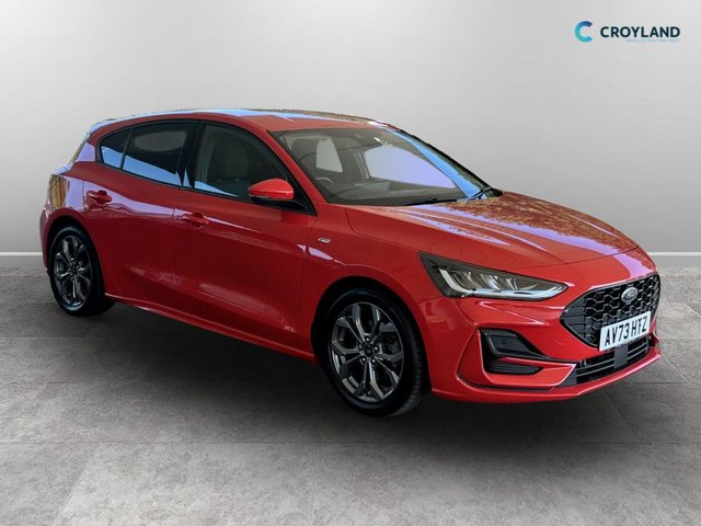 View our Ford Focus 1.0T EcoBoost MHEV ST-Line Hatchback 5dr Petrol Hybrid Manual Euro 6 (s/s) (125 ps)