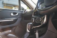 USED 2016 66 RENAULT CLIO 1.5 dCi Iconic 25 Nav Hatchback 5dr Diesel Auto Euro 6 (90 ps) 