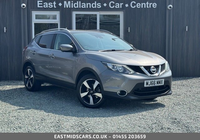View our Nissan Qashqai 1.2 DIG-T N-Connecta SUV 5dr Petrol Manual 2WD Euro 6 (s/s) (115 ps)