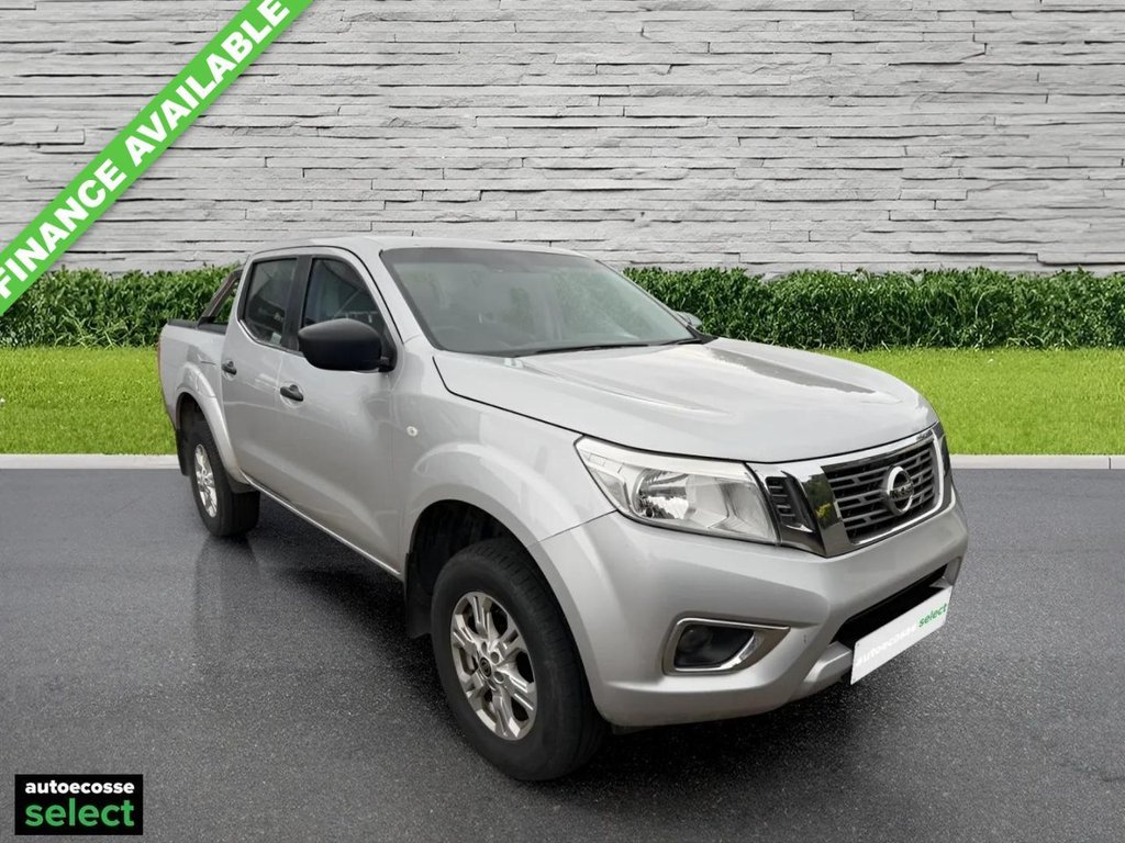 2021 NISSAN NAVARA