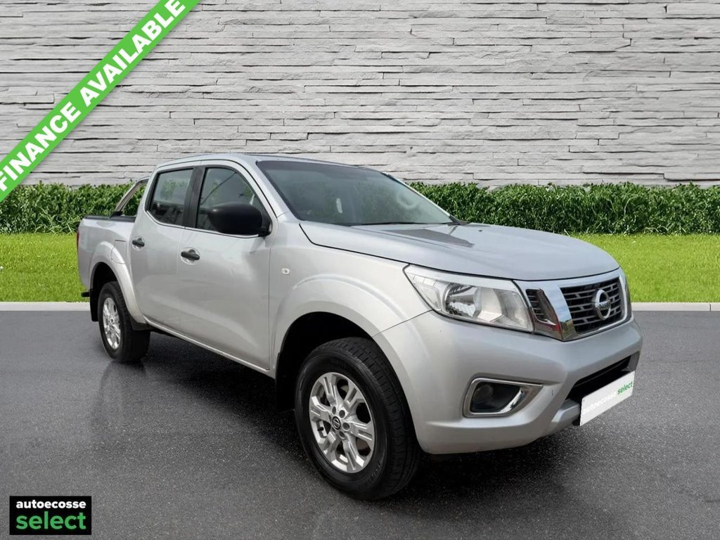 2021 NISSAN NAVARA