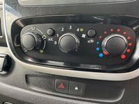 USED 2018 68 RENAULT TRAFIC 1.6 dCi ENERGY 29 Sport Nav Panel Van 5dr Diesel Manual LWB Standard Roof Euro 6 (125 ps) STUNNING VAN LWB FSH !!!!! SAT NAV AIR CON CRUISE !!!!