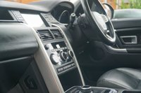 USED 2016 66 LAND ROVER DISCOVERY SPORT 2.0 TD4 HSE Luxury SUV 5dr Diesel Auto 4WD Euro 6 (s/s) (180 ps) 