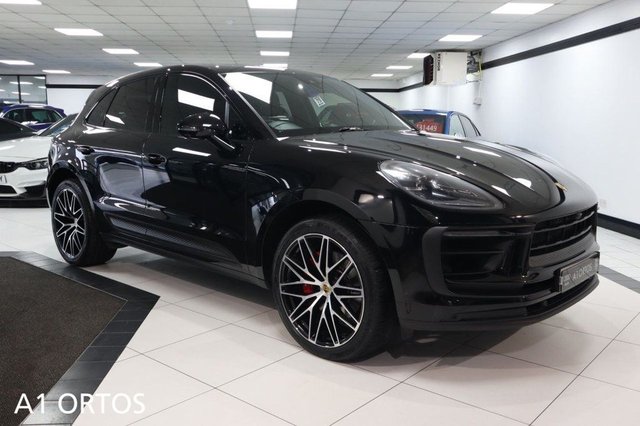 View our Porsche Macan range