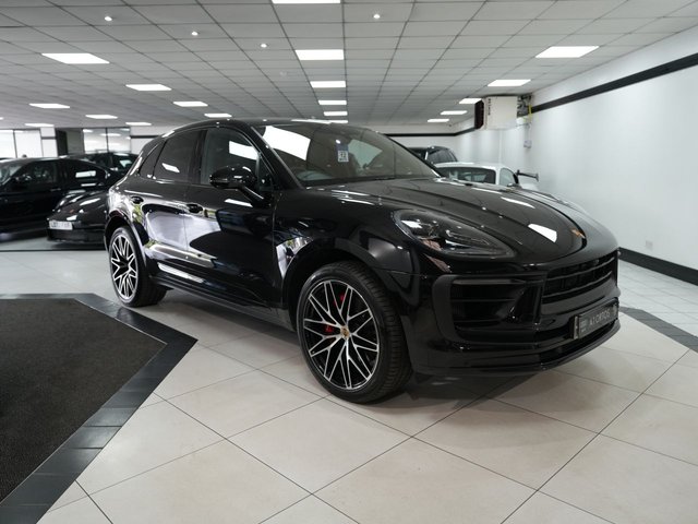 2023 Porsche Macan