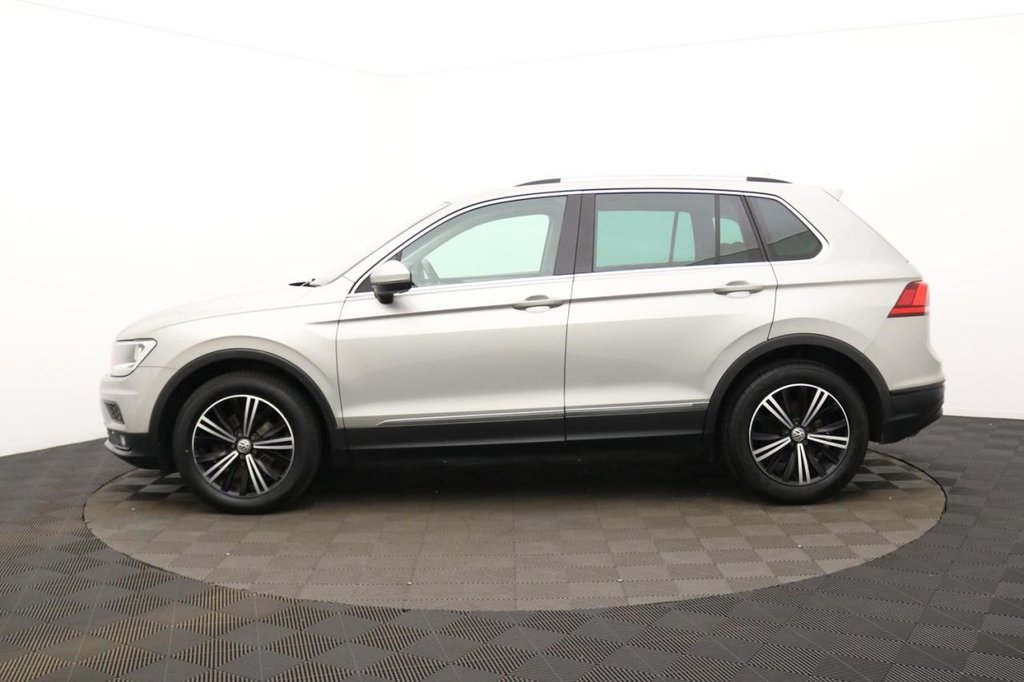 USED 2019 19 VOLKSWAGEN TIGUAN 1.5 TSI EVO SE Navigation SUV 5dr Petrol Manual Euro 6 (s/s) (130 ps) Car Play, Sat Nav, Sensors