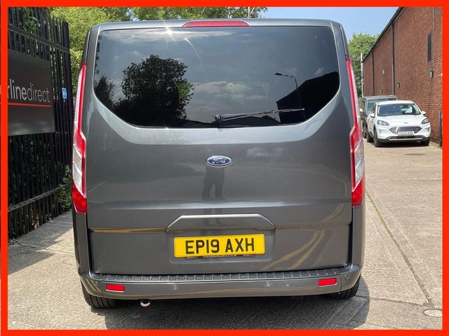 View our FORD TOURNEO CUSTOM