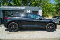 USED 2022 22 JAGUAR I-PACE 400 90kWh Black SUV 5dr Electric Auto 4WD (400 ps) 