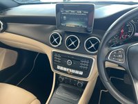 USED 2017 67 MERCEDES-BENZ GLA 2.1 GLA200d SE SUV 5dr Diesel 7G-DCT Euro 6 (s/s) (136 ps) 