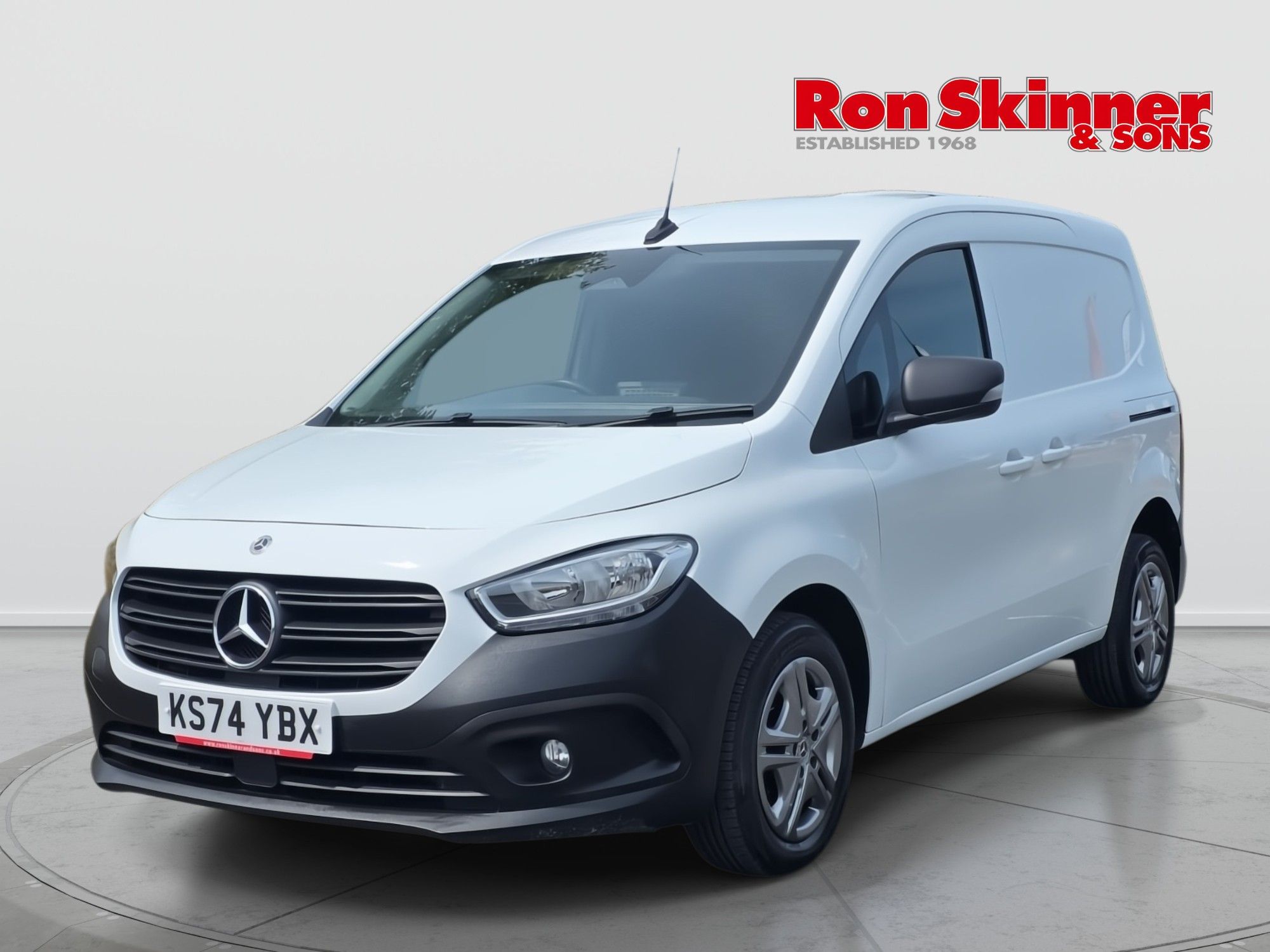 2024 Mercedes-Benz Citan — image 2