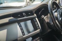USED 2016 16 JAGUAR XF 2.0d Prestige Saloon 4dr Diesel Auto Euro 6 (s/s) (180 ps) 