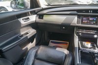 USED 2016 16 JAGUAR XF 2.0d Prestige Saloon 4dr Diesel Auto Euro 6 (s/s) (180 ps) 