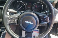 USED 2016 16 JAGUAR XF 2.0d Prestige Saloon 4dr Diesel Auto Euro 6 (s/s) (180 ps) 
