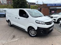 USED 2020 69 VAUXHALL VIVARO 1.5 Turbo D 2900 Dynamic L2 H1 Euro 6 (s/s) 6dr Ply lined, carplay, P/sensors