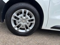 USED 2020 69 VAUXHALL VIVARO 1.5 Turbo D 2900 Dynamic L2 H1 Euro 6 (s/s) 6dr Ply lined, carplay, P/sensors