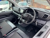 USED 2020 69 VAUXHALL VIVARO 1.5 Turbo D 2900 Dynamic L2 H1 Euro 6 (s/s) 6dr Ply lined, carplay, P/sensors
