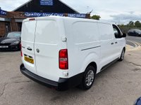 USED 2020 69 VAUXHALL VIVARO 1.5 Turbo D 2900 Dynamic L2 H1 Euro 6 (s/s) 6dr Ply lined, carplay, P/sensors
