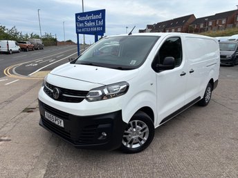 2020 VAUXHALL VIVARO