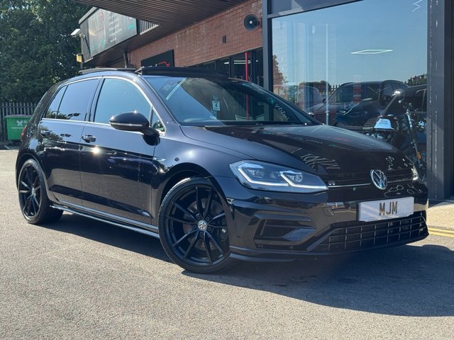 View our VOLKSWAGEN GOLF