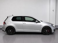 USED 2016 16 VOLKSWAGEN GOLF 2.0 TSI BlueMotion Tech GTI Performance Hatchback 3dr Petrol Manual Euro 6 (s/s) (230 ps) 
