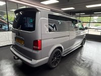 USED 2011 61 VOLKSWAGEN TRANSPORTER SHUTTLE 2.0 TD T30 SE Minibus 4dr Diesel Manual L3 H1 (LWB, 9 Seats) (193 g/km, 101 bhp) 9 Seats - Nardo Grey - Nav