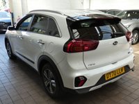 USED 2020 70 KIA NIRO 1.6 GDi 2 SUV 5dr Petrol Hybrid DCT Euro 6 (s/s) (139 bhp) NICE TIDY EXAMPLE CARPLAY PARKING CAMERA CRUISE CONTROL PARKING SENSORS 3 OWNERS SERVICE HISTORY