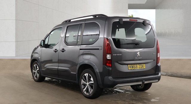 View our PEUGEOT RIFTER