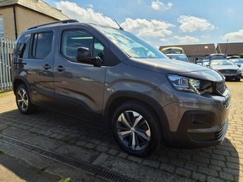 View our PEUGEOT RIFTER