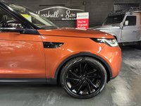 USED 2017 17 LAND ROVER DISCOVERY 5 3.0 TD V6 First Edition SUV 5dr Diesel Auto 4WD Euro 6 (s/s) (258 ps) 2017 LANDROVER DISCOVERY 5 3.0 TDV6 FIRST EDITION - 1 PREVIOUS KEEPER - NAMIB ORANGE - 7 SERVICES TO 61K MILES - CAMBELTS AT 61K MILES - REAR ENTERTAINMENT - PANROOF - HEATED / COOLED SEATS - LED HEADLIGHTS - EXT ROOF RAILS
