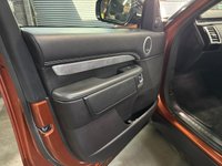 USED 2017 17 LAND ROVER DISCOVERY 5 3.0 TD V6 First Edition SUV 5dr Diesel Auto 4WD Euro 6 (s/s) (258 ps) 2017 LANDROVER DISCOVERY 5 3.0 TDV6 FIRST EDITION - 1 PREVIOUS KEEPER - NAMIB ORANGE - 7 SERVICES TO 61K MILES - CAMBELTS AT 61K MILES - REAR ENTERTAINMENT - PANROOF - HEATED / COOLED SEATS - LED HEADLIGHTS - EXT ROOF RAILS