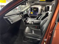 USED 2017 17 LAND ROVER DISCOVERY 5 3.0 TD V6 First Edition SUV 5dr Diesel Auto 4WD Euro 6 (s/s) (258 ps) 2017 LANDROVER DISCOVERY 5 3.0 TDV6 FIRST EDITION - 1 PREVIOUS KEEPER - NAMIB ORANGE - 7 SERVICES TO 61K MILES - CAMBELTS AT 61K MILES - REAR ENTERTAINMENT - PANROOF - HEATED / COOLED SEATS - LED HEADLIGHTS - EXT ROOF RAILS