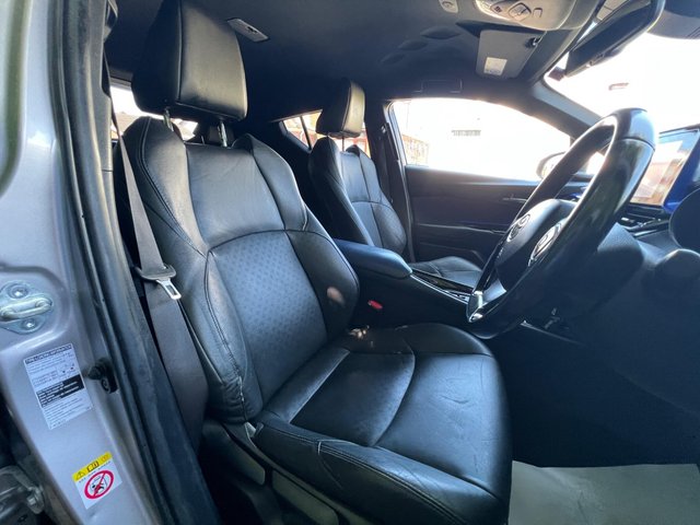 View our TOYOTA C-HR
