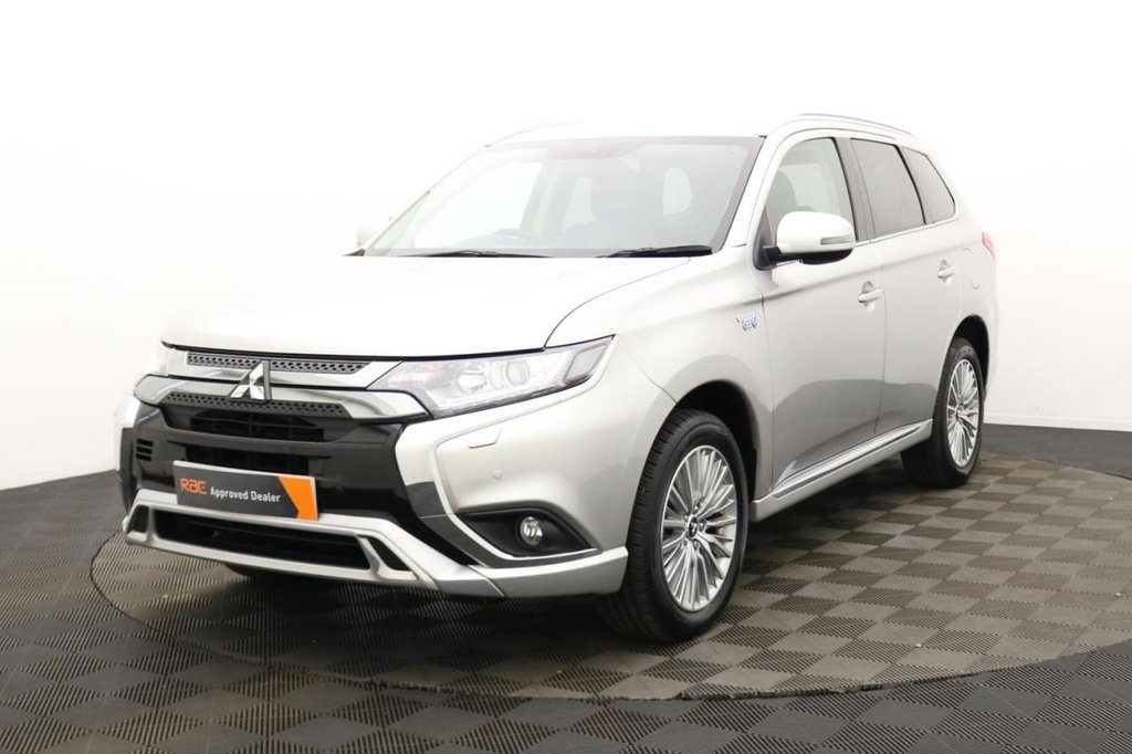 USED 2019 69 MITSUBISHI OUTLANDER 2.4h TwinMotor 13.8kWh Juro SUV 5dr Petrol Plug-in Hybrid CVT 4WD Euro 6 (s/s) (209 ps) 4WD, Heated Screen, Keyless