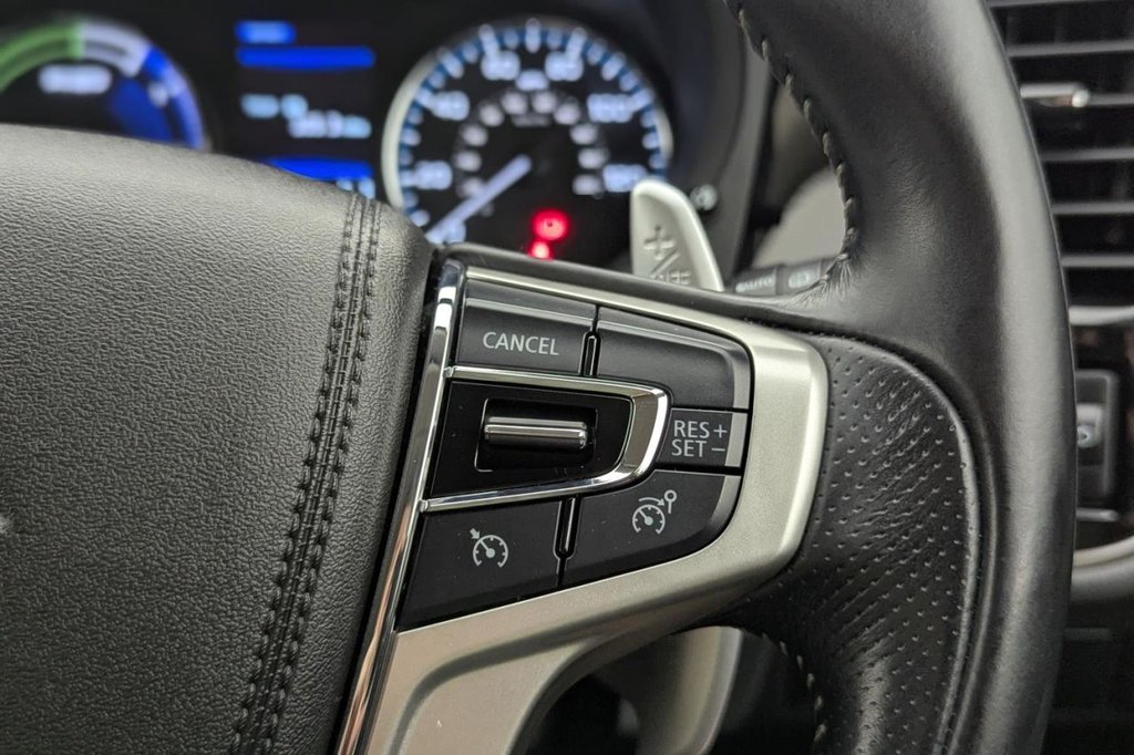 USED 2019 69 MITSUBISHI OUTLANDER 2.4h TwinMotor 13.8kWh Juro SUV 5dr Petrol Plug-in Hybrid CVT 4WD Euro 6 (s/s) (209 ps) 4WD, Heated Screen, Keyless