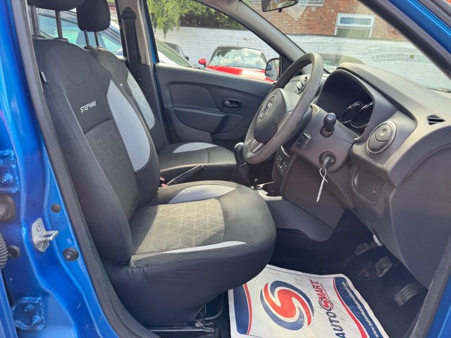 View our DACIA SANDERO STEPWAY