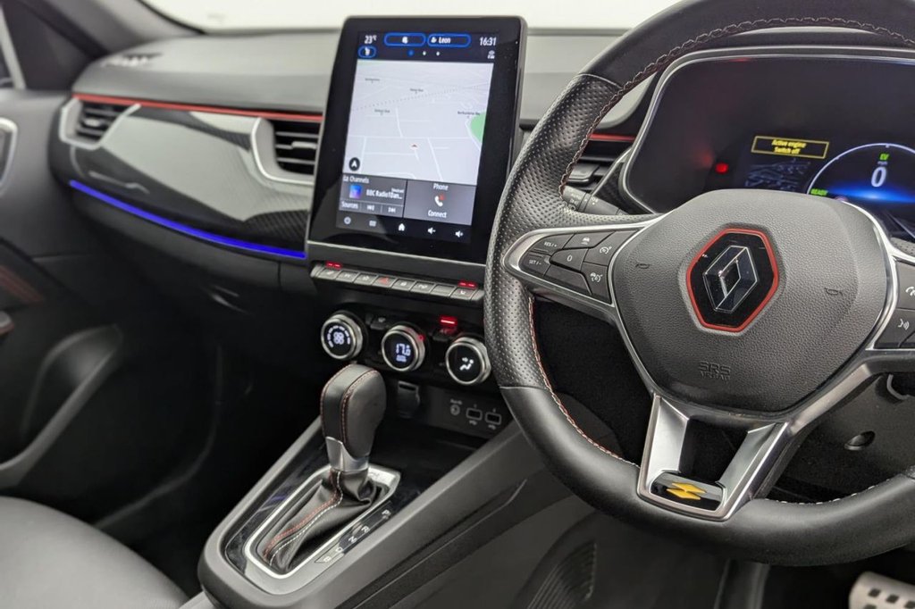USED 2022 72 RENAULT ARKANA 1.6 E-TECH r.s. line SUV 5dr Petrol Hybrid Auto 2WD Euro 6 (s/s) (145 bhp) Sat Nav, Keyless, Rear Camera