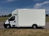 USED 2022 72 PEUGEOT BOXER 2.2 BlueHDi 335 Low Floor Luton LWB EU6 Air Conditioning - Barn Doors
