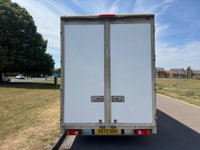USED 2022 72 PEUGEOT BOXER 2.2 BlueHDi 335 Low Floor Luton LWB EU6 Air Conditioning - Barn Doors