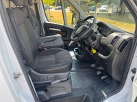 USED 2022 72 PEUGEOT BOXER 2.2 BlueHDi 335 Low Floor Luton LWB EU6 Air Conditioning - Barn Doors