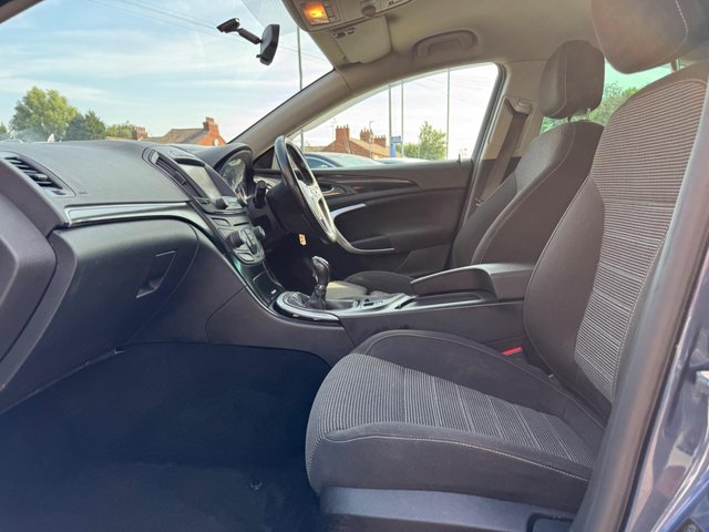 View our VAUXHALL INSIGNIA